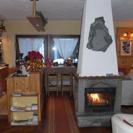 Hotel Genzianella Champoluc Extérieur photo