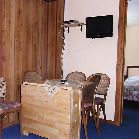Hotel Genzianella Champoluc Extérieur photo