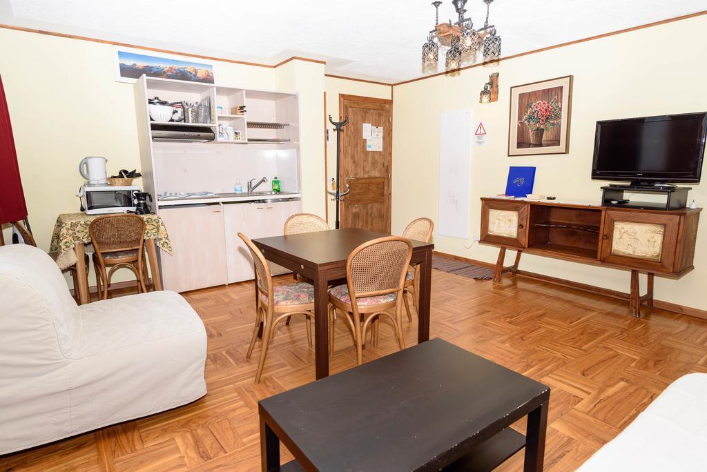 Hotel Genzianella Champoluc Extérieur photo