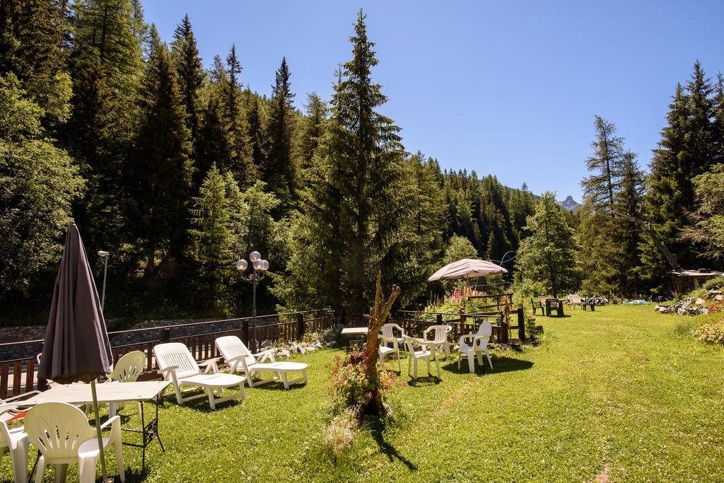Hotel Genzianella Champoluc Extérieur photo