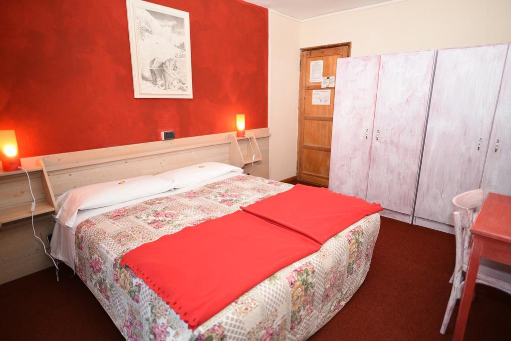Hotel Genzianella Champoluc Extérieur photo