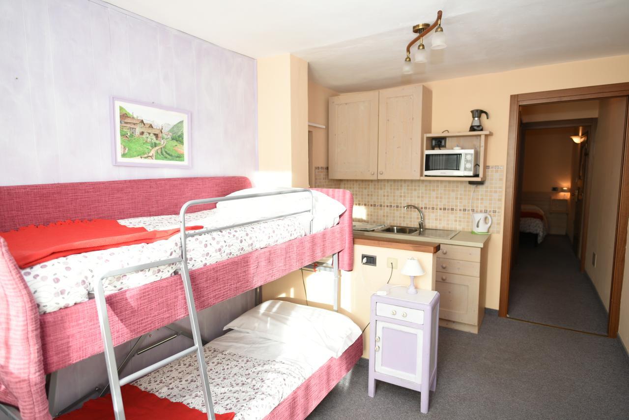 Hotel Genzianella Champoluc Extérieur photo